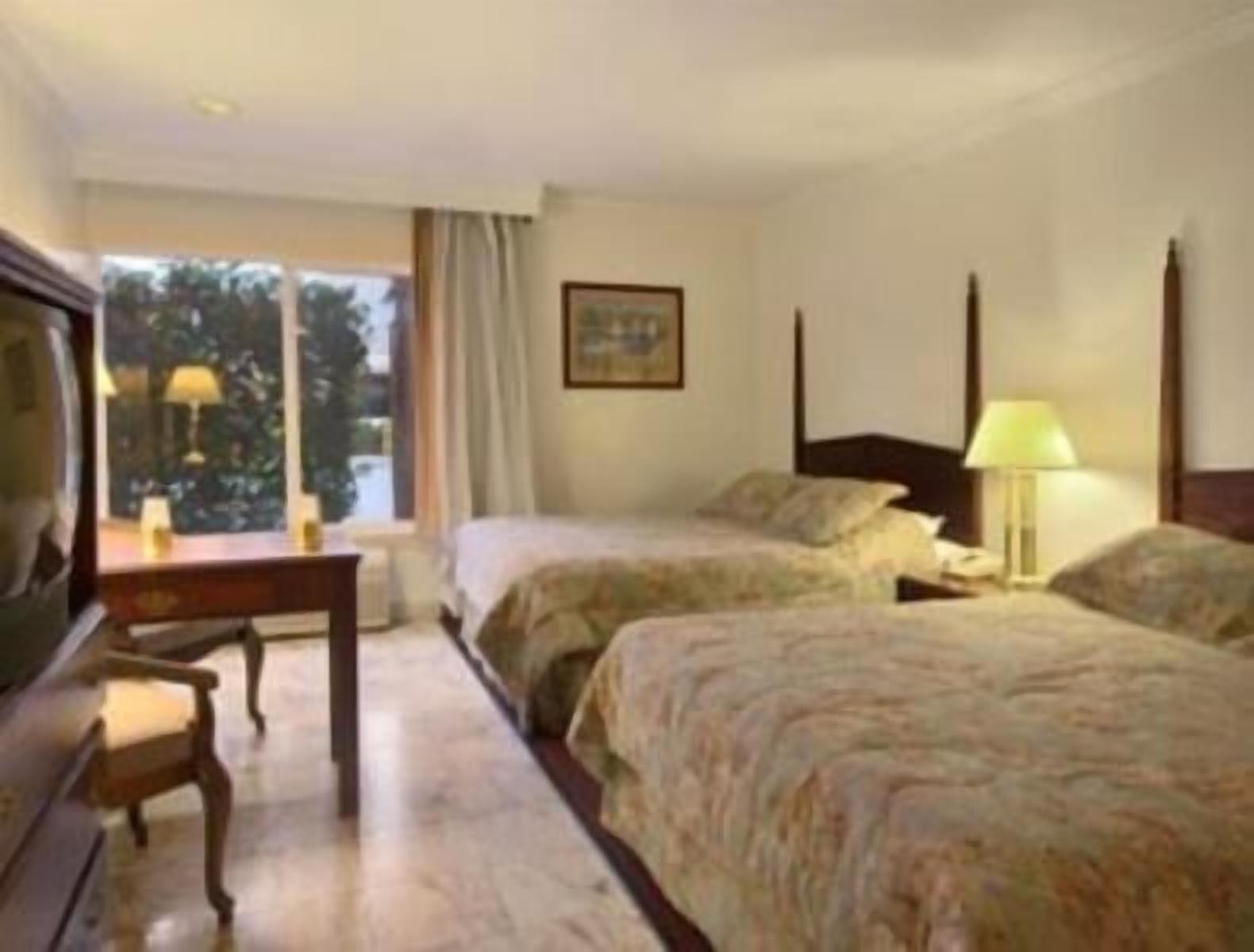 Merced Inn & Suites Kamer foto
