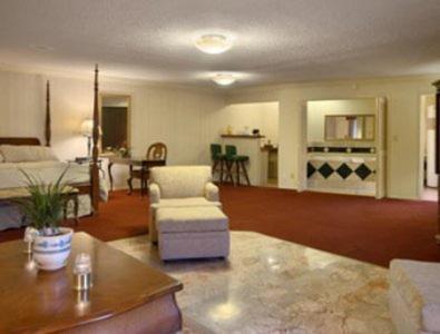 Merced Inn & Suites Interieur foto